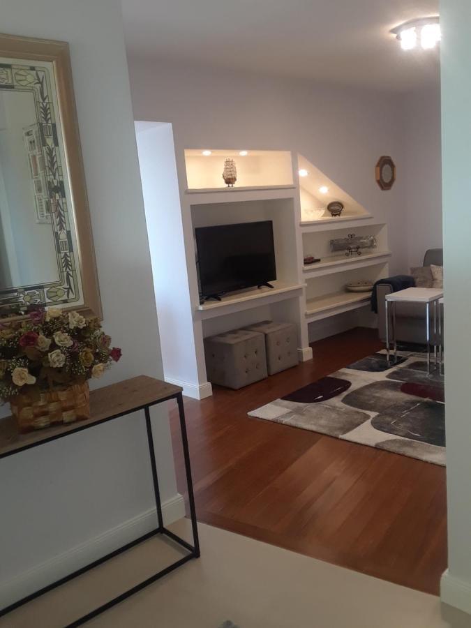 New Kosljun Apartment Short Walk To Beach ภายนอก รูปภาพ